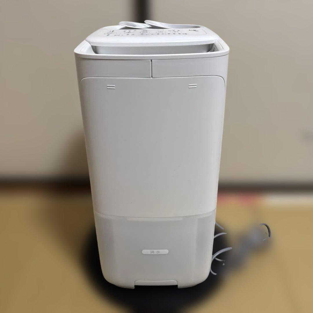 SHARP 加熱気化式加湿器　HV-S55-W ホワイト　2024年製