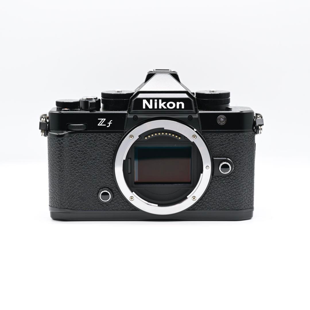 【新品同様】Nikon Zf ボディ 5万円以上分おまけ付き