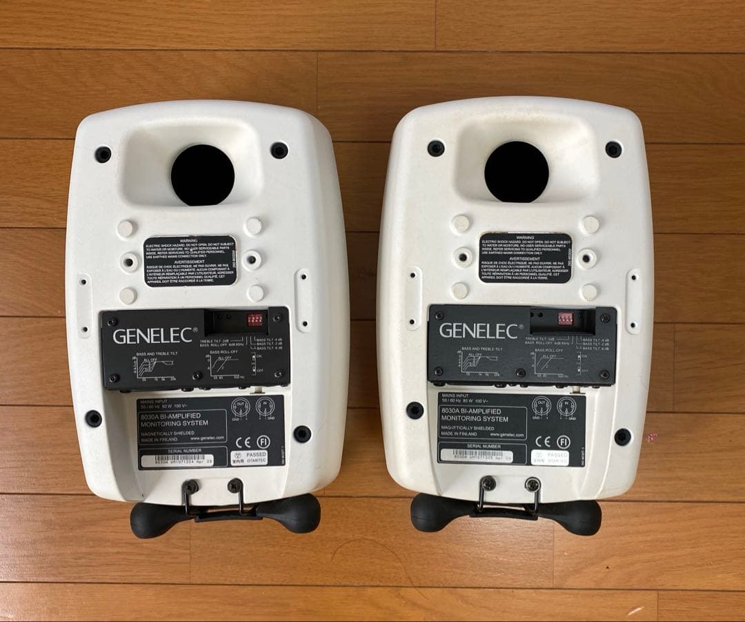 GENELEC 8030A 5インチ スピーカー ペア ホワイト