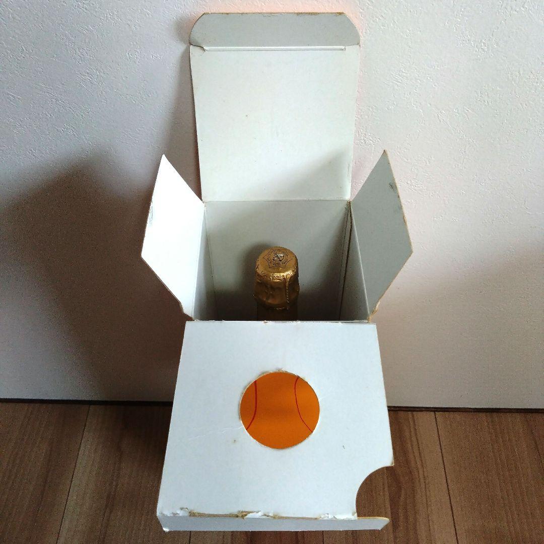 古酒/未開封 ヴーヴ・クリコ シャンパン 1500ml 12度