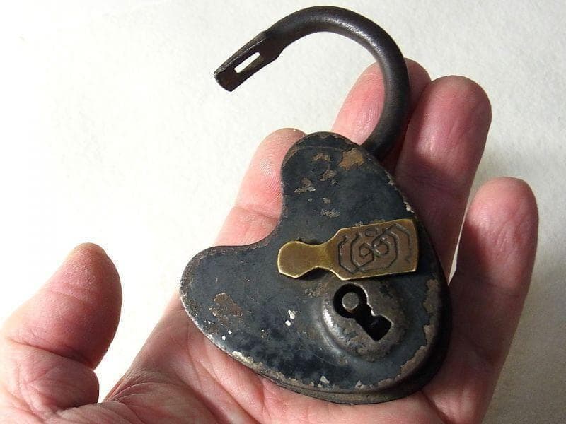 《p921》《１８００年代末》Sargent＆Co.アンティーク 南京錠 USA