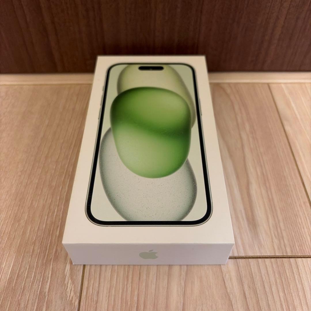 【美品】iPhone15 128GB グリーン SIMフリー バッテリー81％
