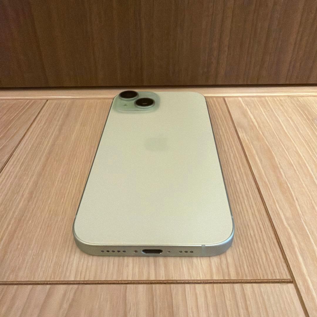 【美品】iPhone15 128GB グリーン SIMフリー バッテリー81％