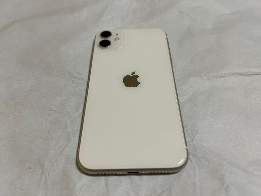 Apple iPhone11 64GB ホワイト 動作確認済み SIMフリー
