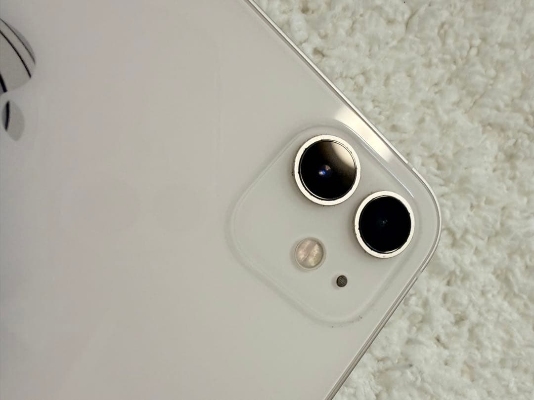 Apple iPhone 12 ホワイト 本体（SIMフリー）