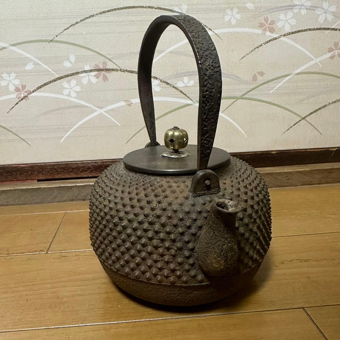 光玉堂 模様 鉄瓶 鬼霰紋