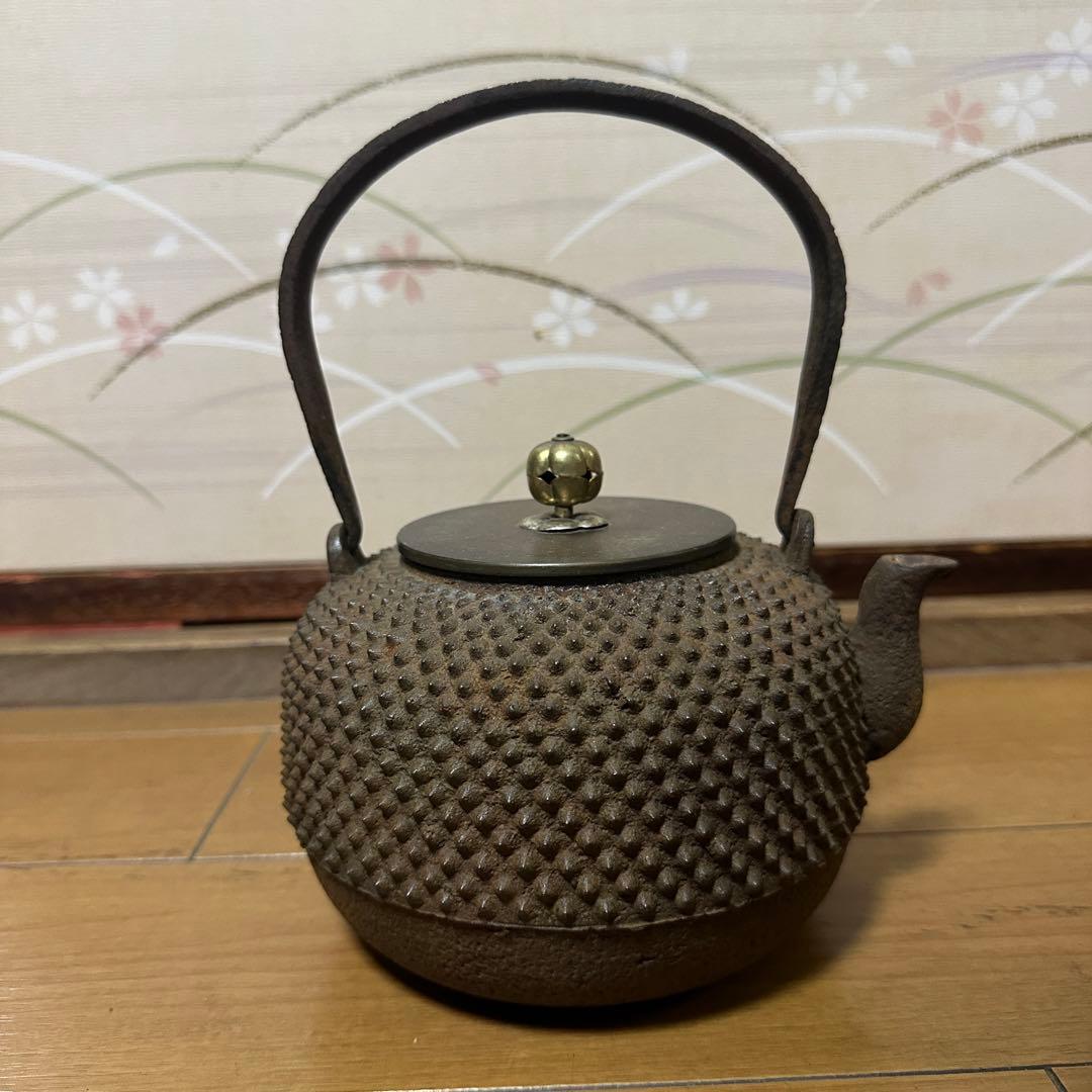 光玉堂 模様 鉄瓶 鬼霰紋