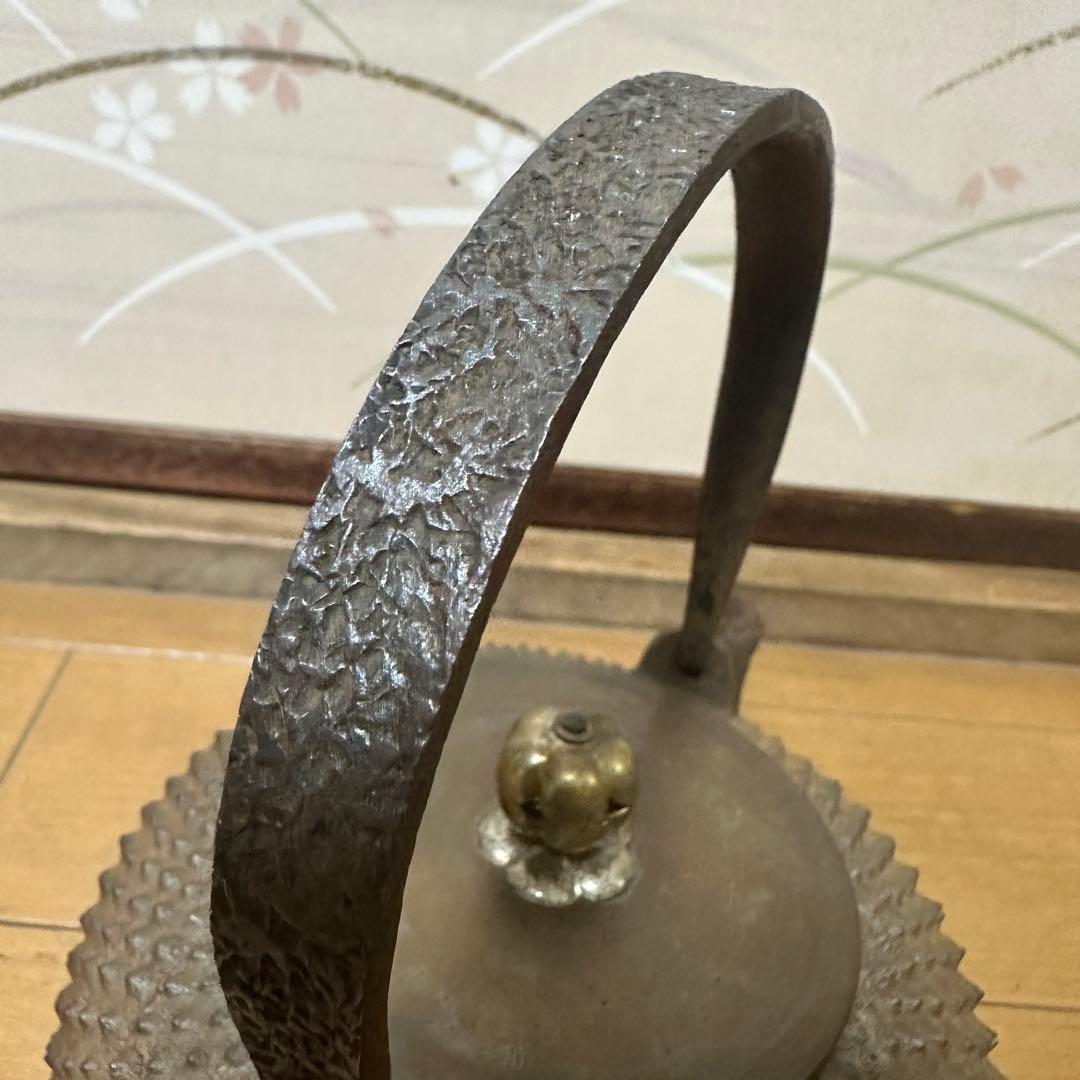 光玉堂 模様 鉄瓶 鬼霰紋