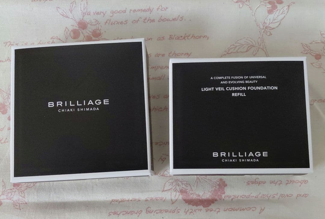 ブリリアージュ LIGHT VEIL CUSHION FOUNDATION 20