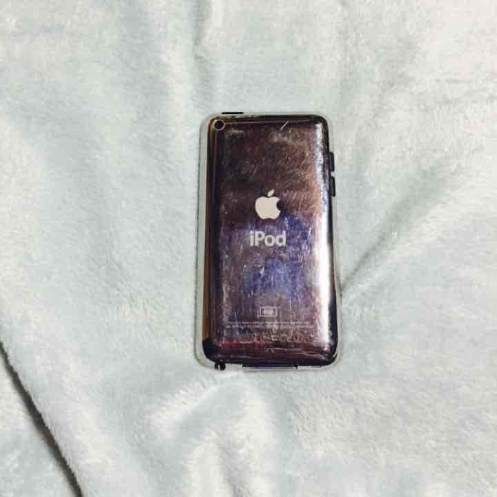 「訳あり美品」iPodtouch 8GB 四世代