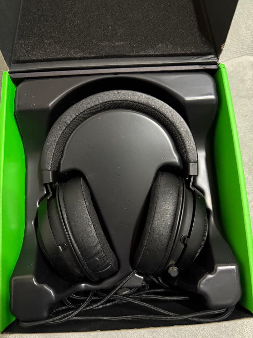 Razer Kraken Ultimate ゲーミングヘッドセット