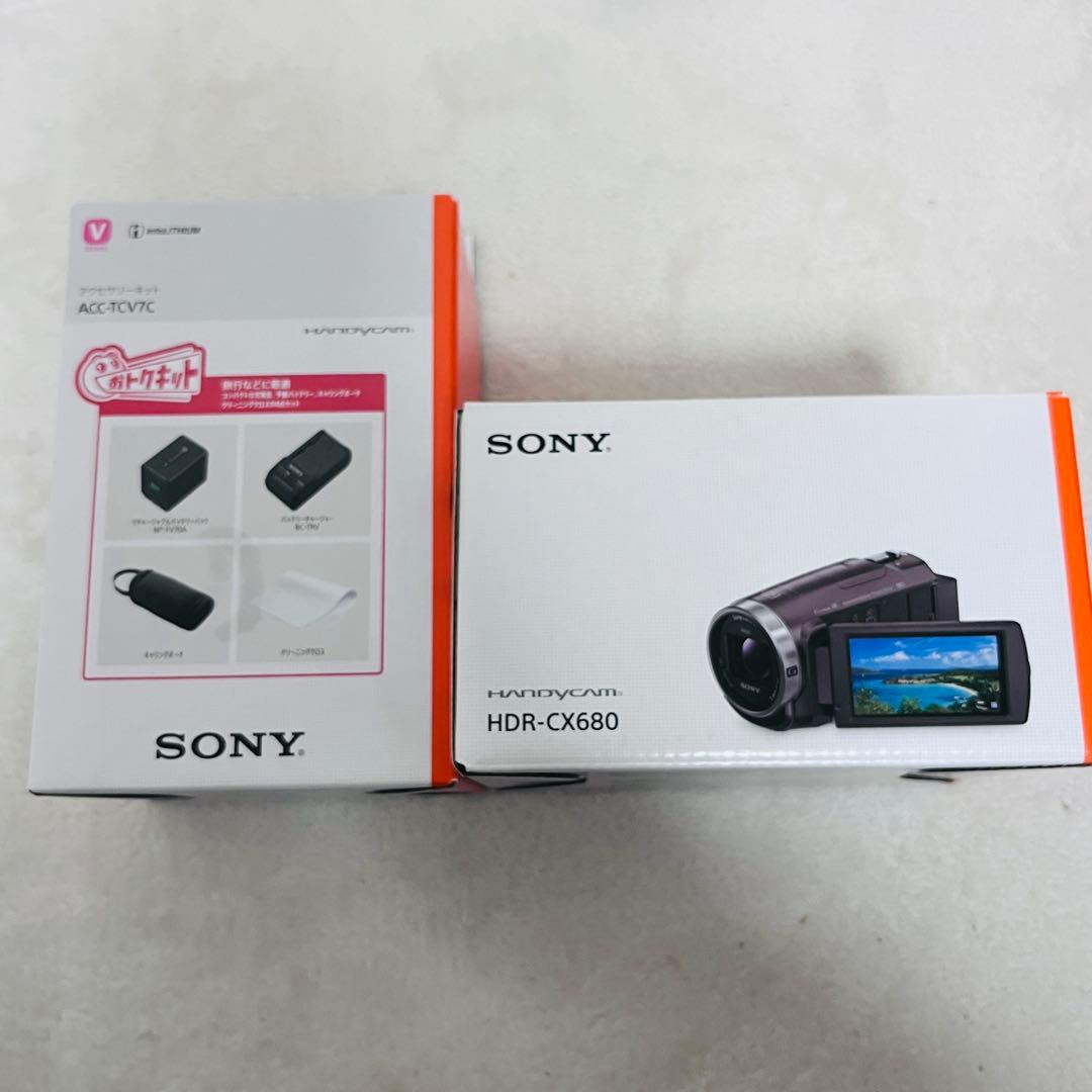 SONY ビデオカメラ HDR-CX680 ホワイト　バッテリーセット　付き