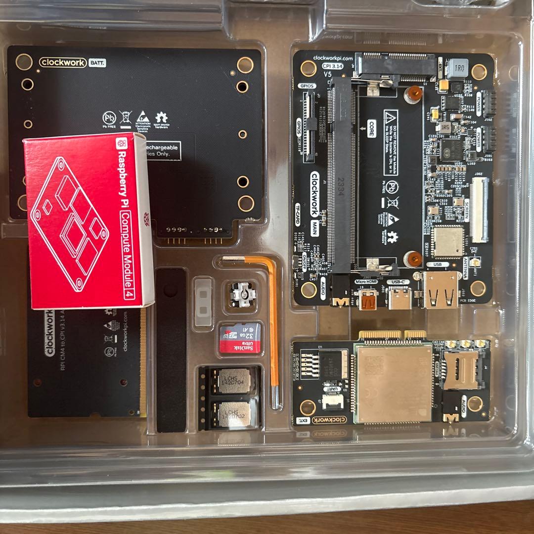 その他 ColckWork uConsole CM4-D 4GB WiFi+LTE