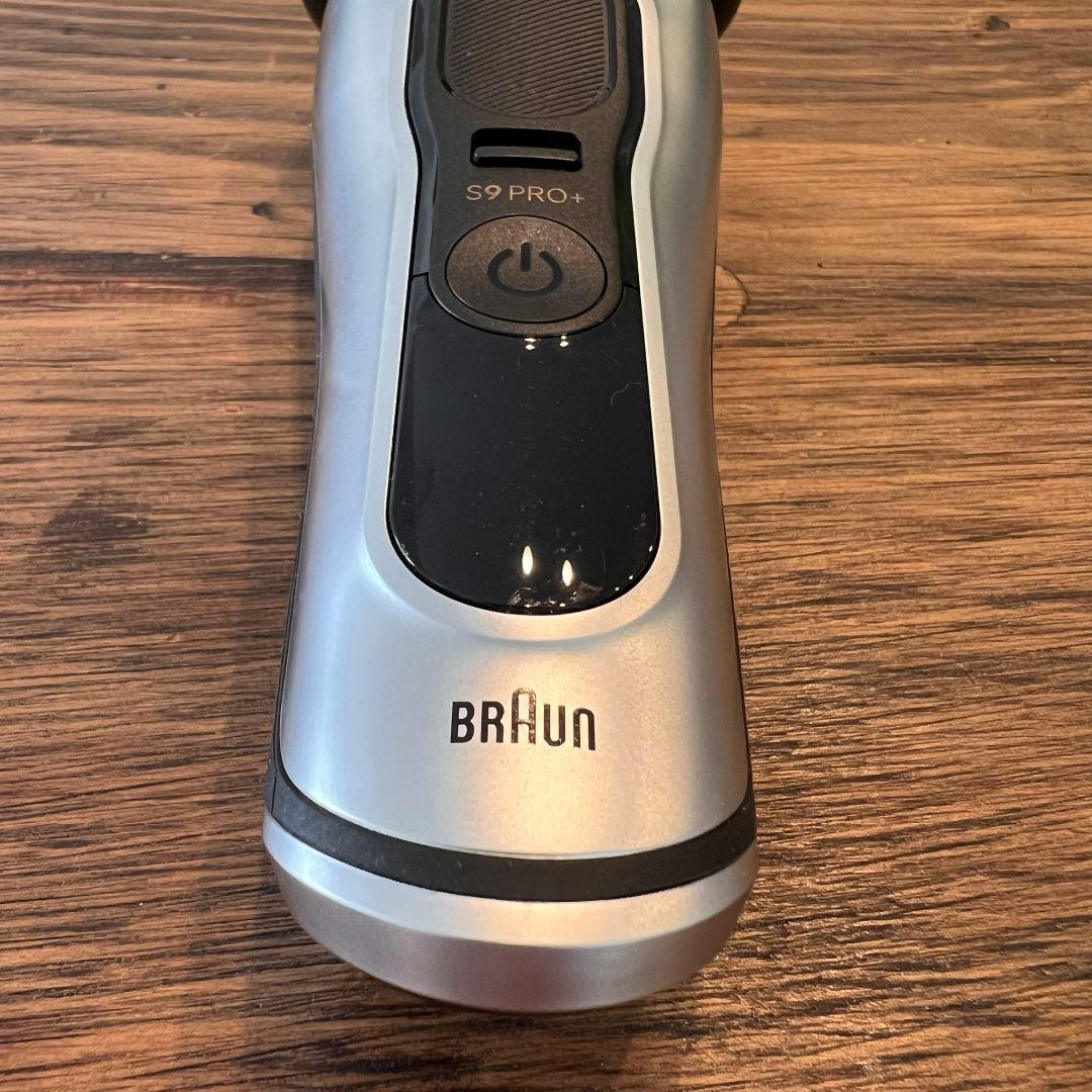 BRAUN 電動シェーバー S9 PROプラス