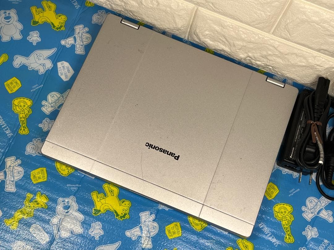 美品 CF-QV1 16GB 軽量・頑丈 2in1 タブレット レッツノート