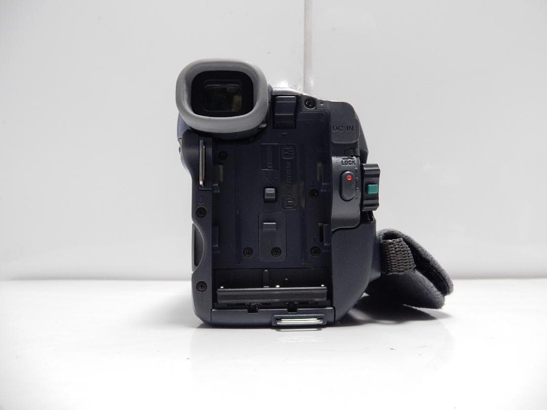 動作品　Mini DV　ソニーデジタルビデオカメラ　SONY DCR-TRV22