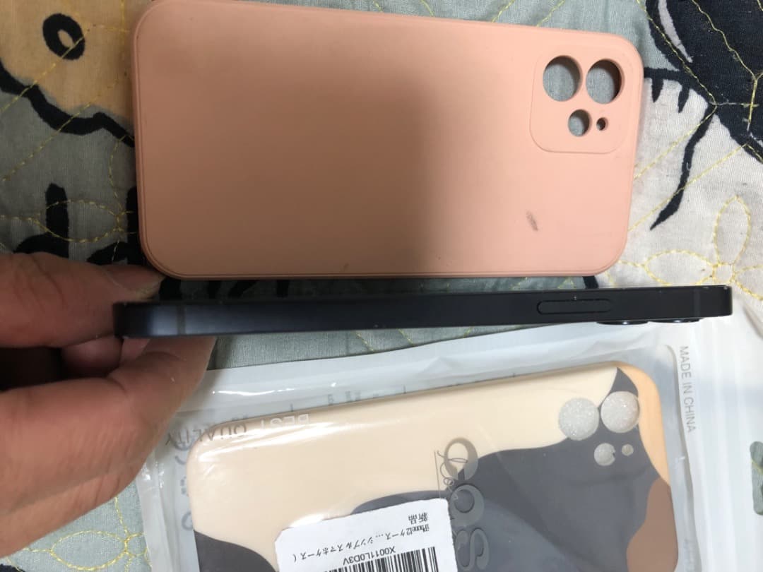 iPhone 12。128 GB ジャンク