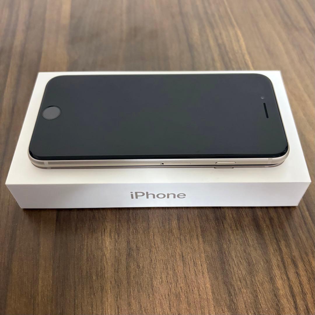 【美品】iPhone SE 第3世代 128GB スターライト
