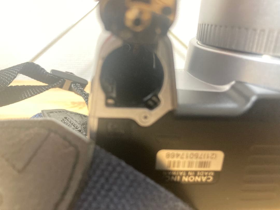 ☆激レア！！ Canon EOS Kiss 5 キャノン カメラ 一眼レフカメラ