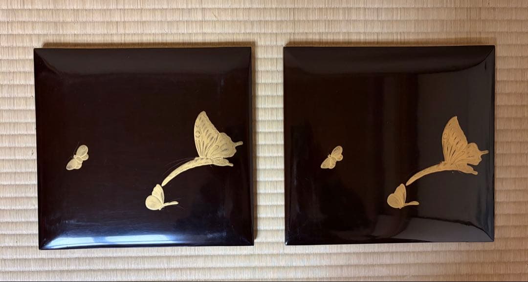 輪島塗　金蒔絵の美しい段重　替え蓋付き