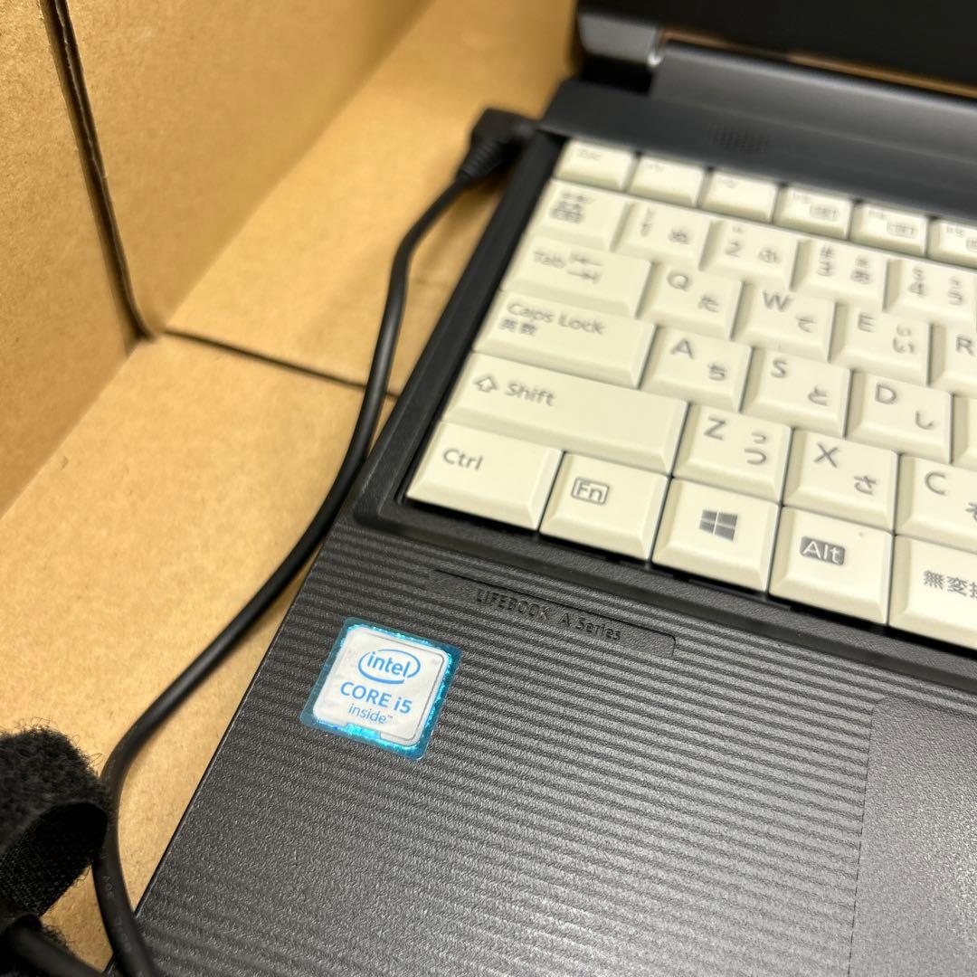 富士通Lifebook A746/N CORE i5 8GB/128GB
