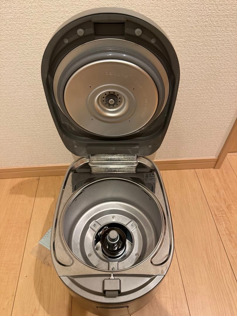 美品‼️OSAKA GAS ガス炊飯器 シルバー RR-055MST2 都市ガス