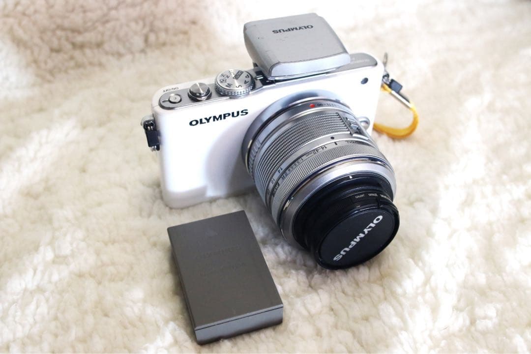 ⭐️美品⭐️ OLYMPUS PEN Lite E-PL3 S コンパクト一眼レフ