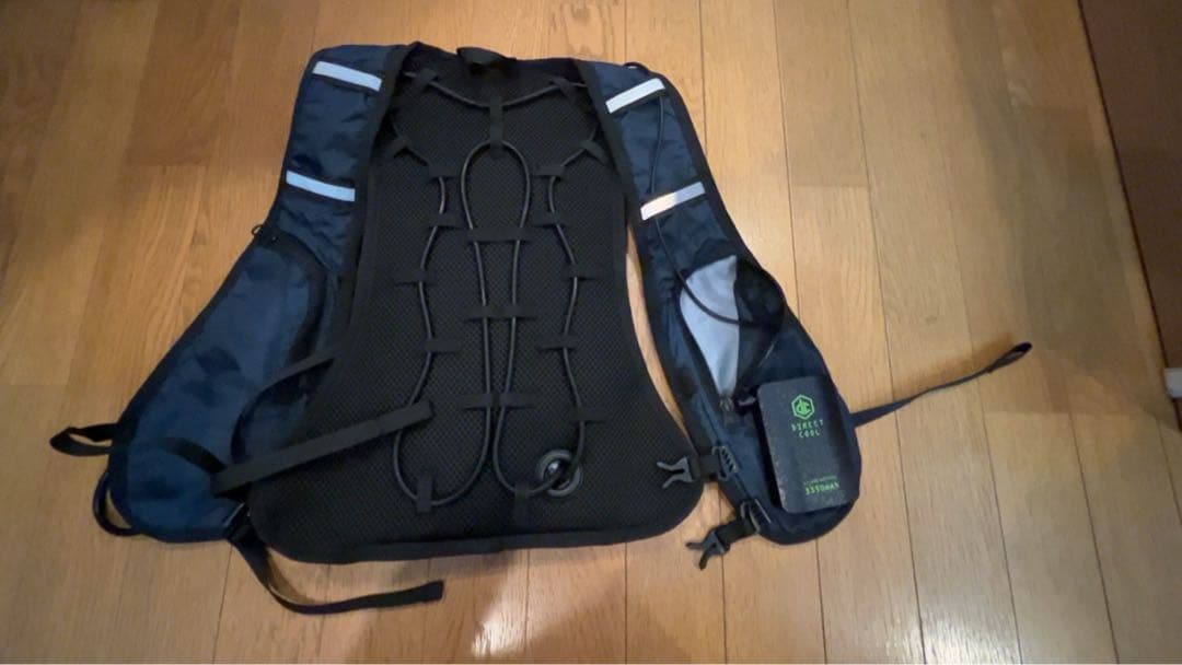 山善冷水ベスト昨年モデル　バッテリー付き