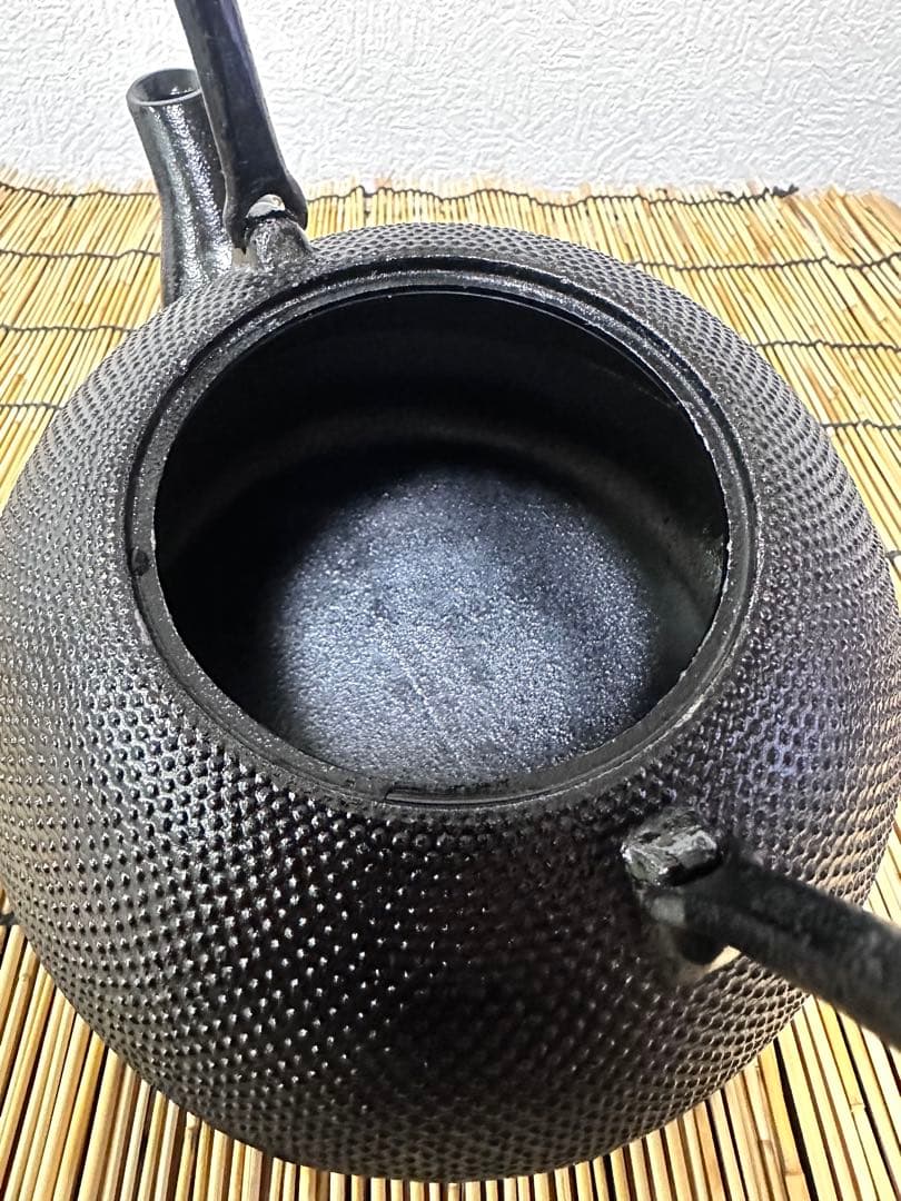 未使用、保管品　南部盛榮堂OIGEN造　１８型アラ　南部鉄瓶　南部鉄器　鉄瓶
