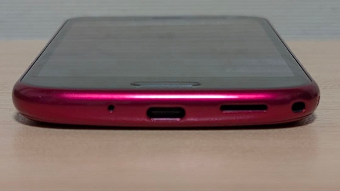 ドコモ らくらくスマートフォン F-52B ピンク 5G SIMフリー 電池良好