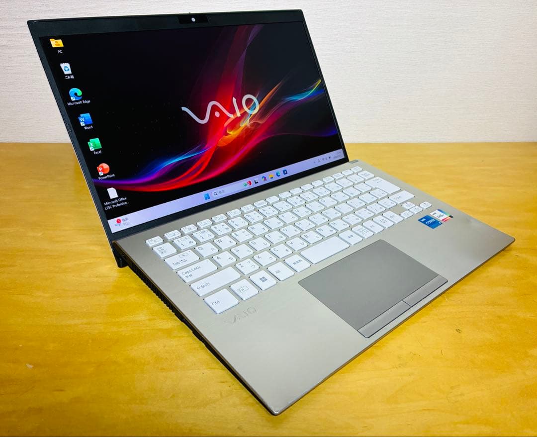 VAIO VJPK21/高性能メモリ16GB/office2024/バッテリー良