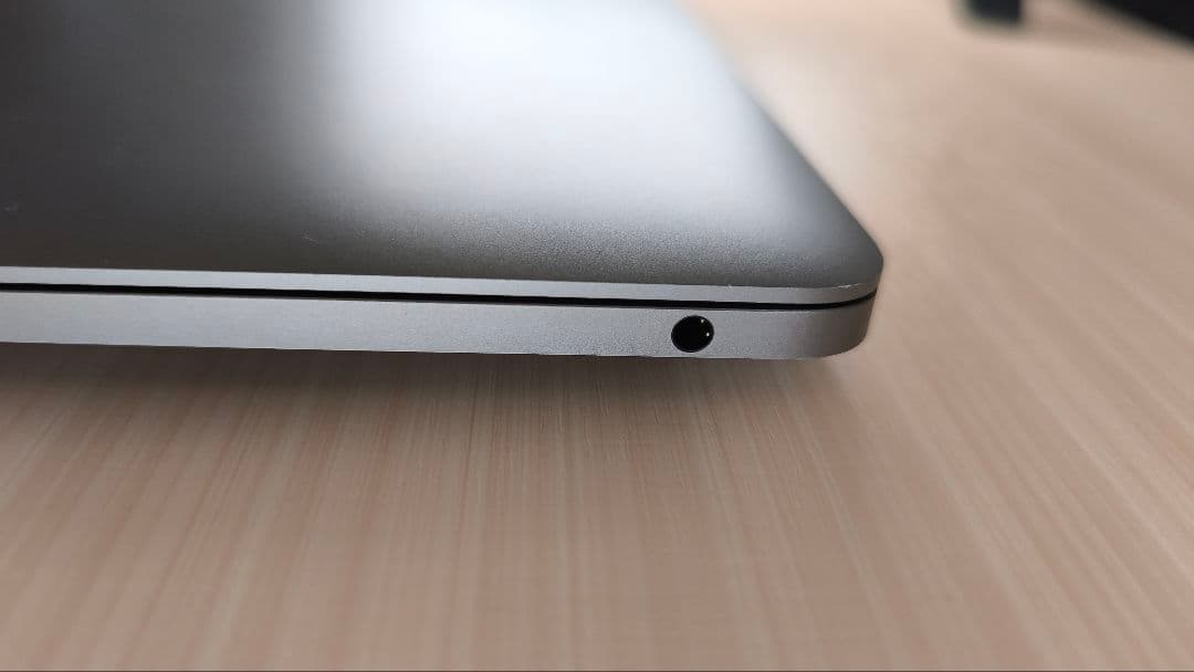 Apple MacBook Pro 2019 13インチ 256GB