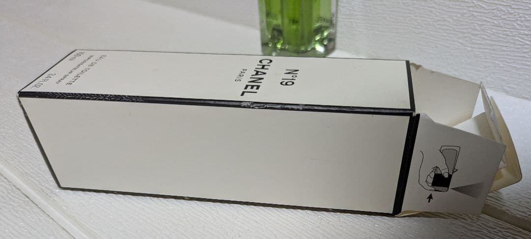 【CHANEL】No19オードトワレ100ml