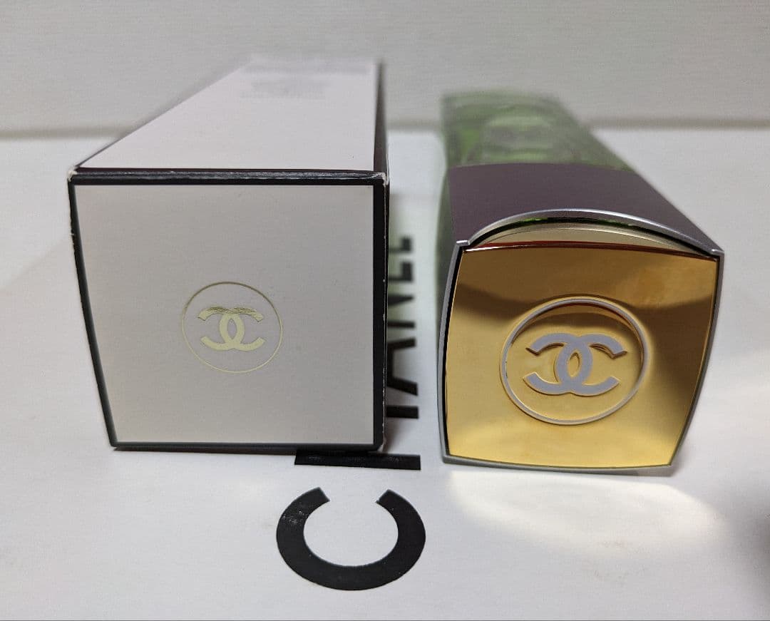 【CHANEL】No19オードトワレ100ml