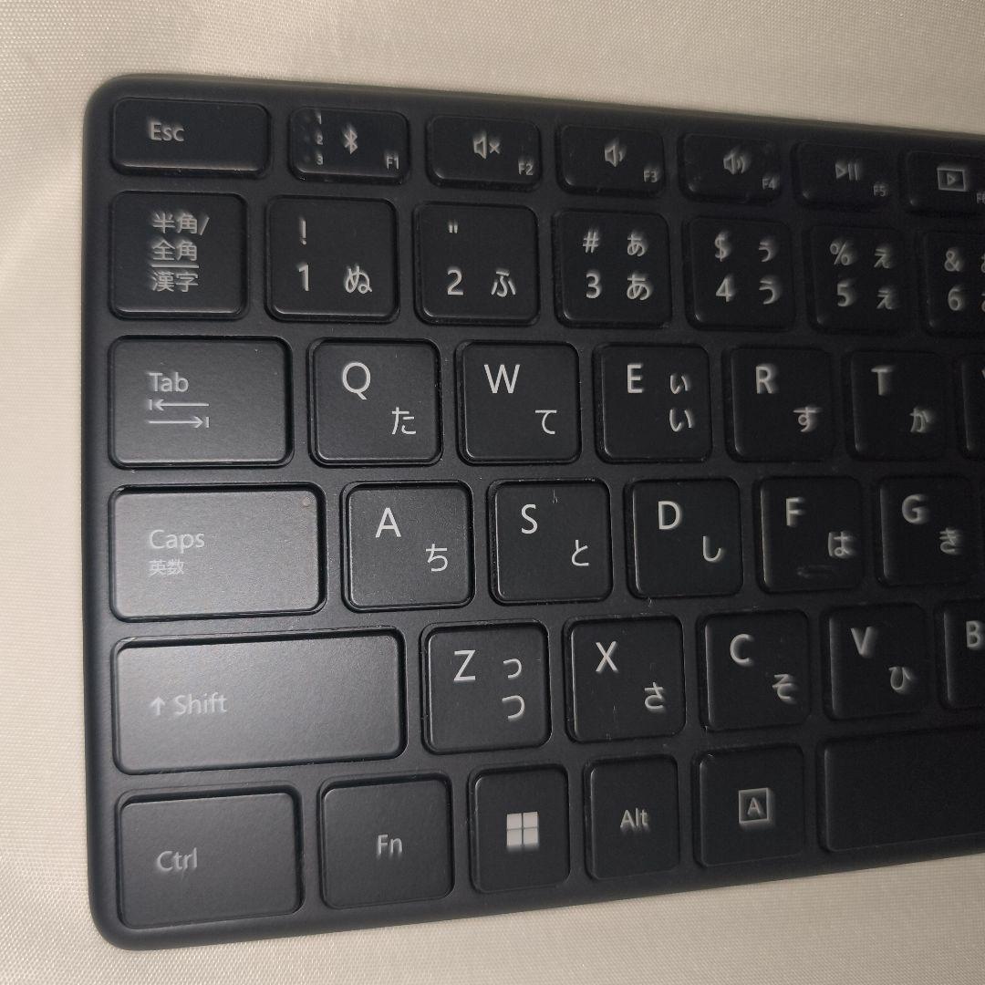Microsoft Designer Compact Keyboard 本体