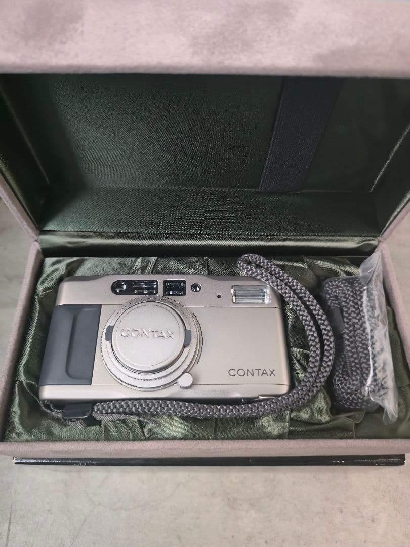 CONTAX TVS 35mmオートフォーカスカメラ