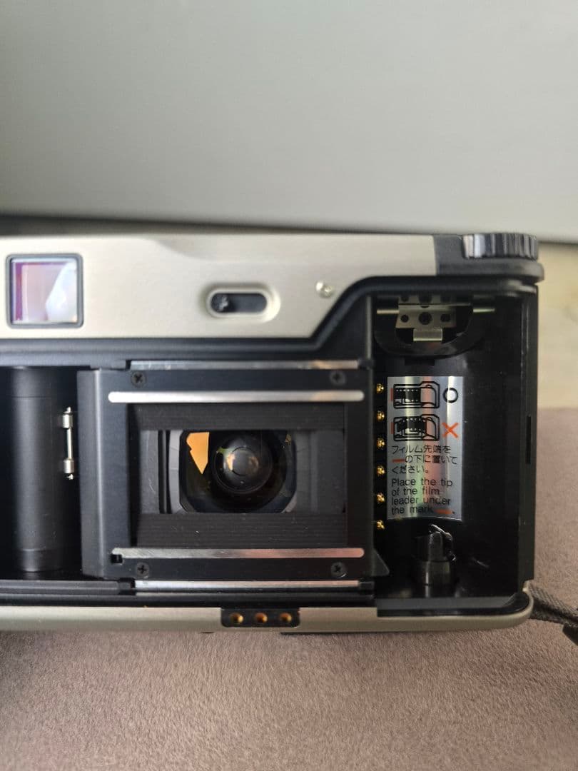 CONTAX TVS 35mmオートフォーカスカメラ