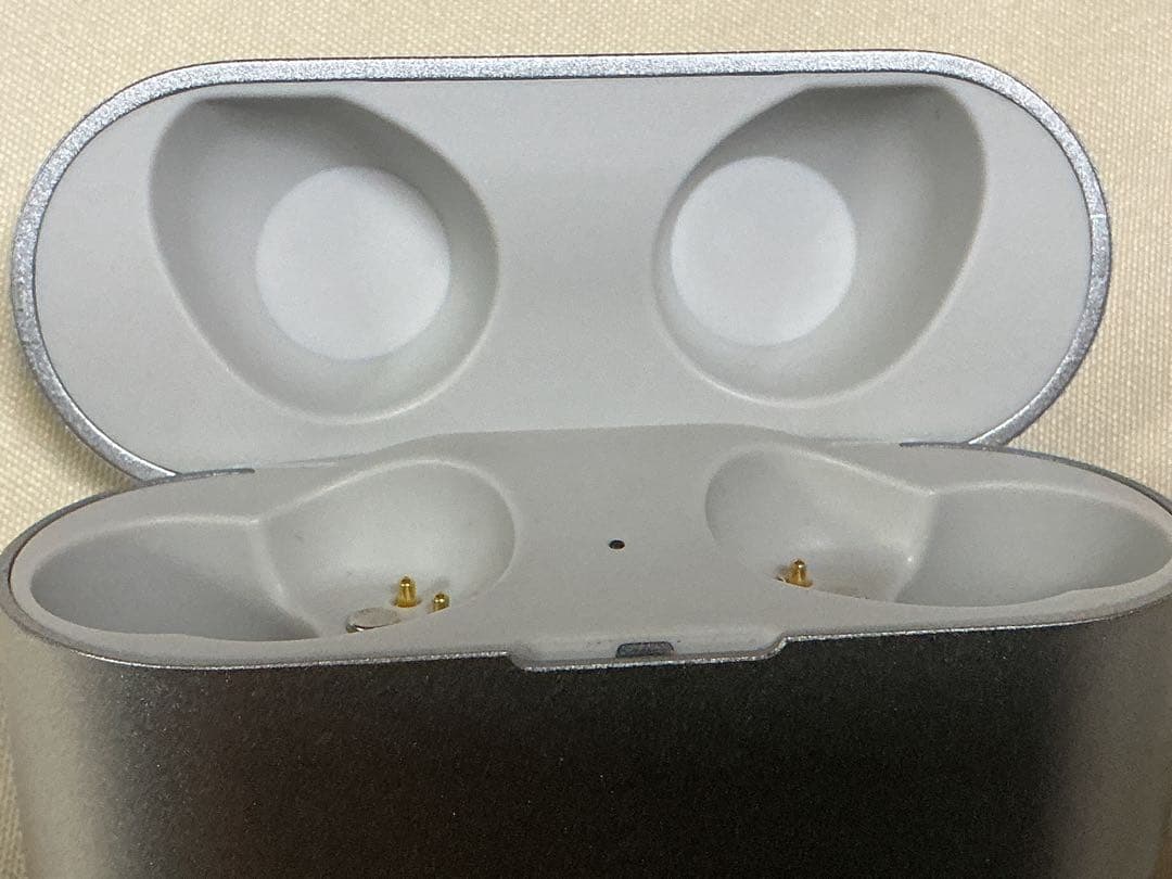 【美品】Technics EAH-AZ40M2 ワイヤレスイヤホン シルバー