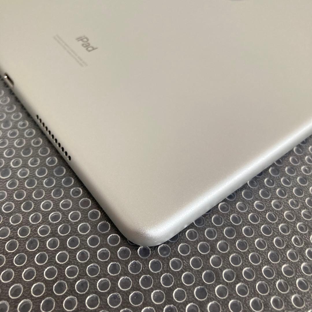 2966【早い者勝ち】iPad Air3 第3世代 64GB SIMフリー☆
