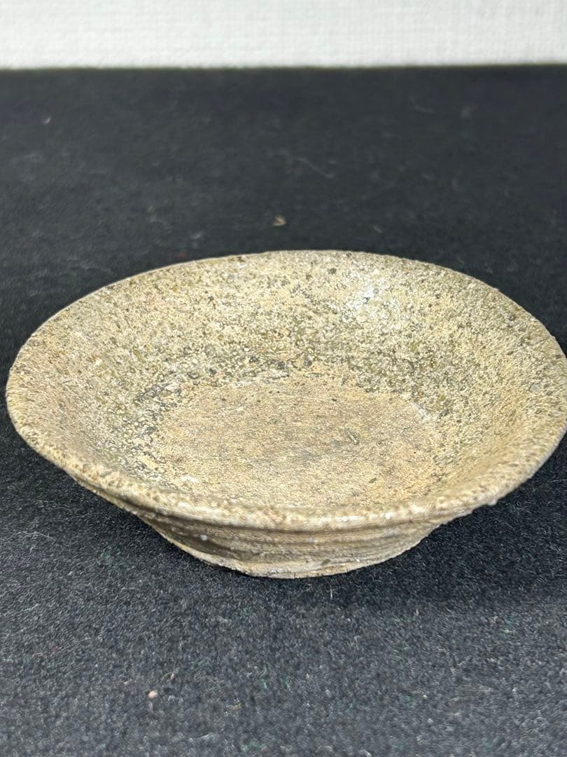 常滑焼　山茶碗　小皿 《鎌倉期〜室町期》