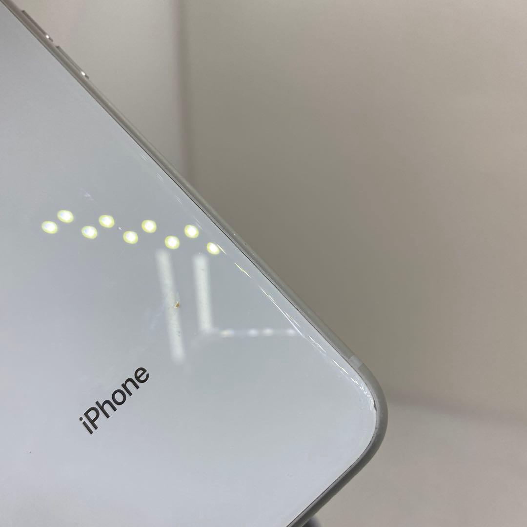 Iphone 8 64GB Sim フリー　92147