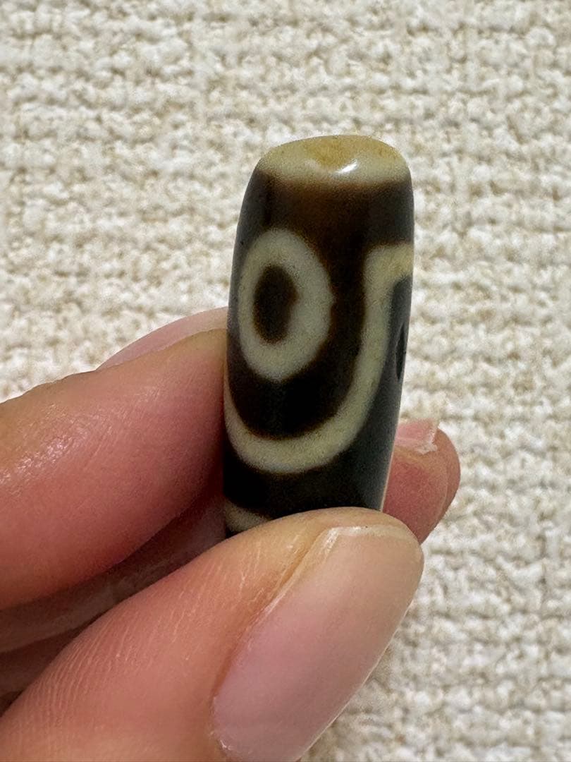 チベットジービーズ 二眼天珠 守護石 Dzi beads