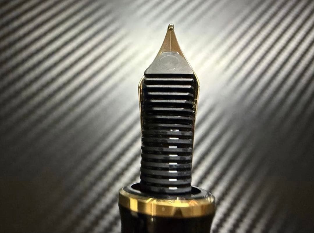 Pelikan ペリカン万年筆　スーベレーン　グリーンストライプ　M400　EF