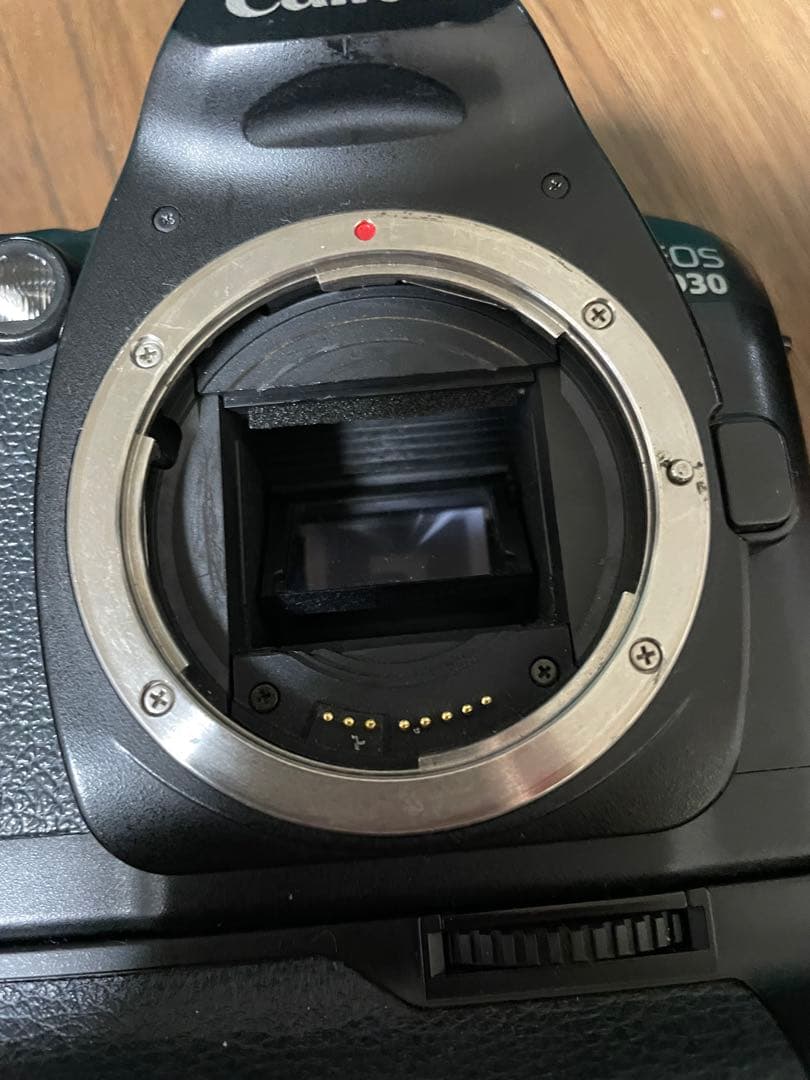 Canon EOS 930 デジタル一眼レフカメラ 動作未確認