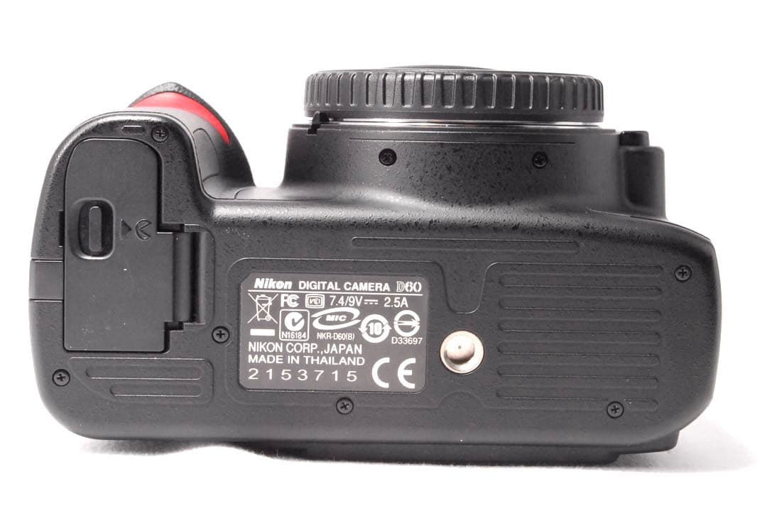 ニコン D60✨入門機✨小型＆軽量✨一眼レフカメラ✨入学式 お花見 運動会