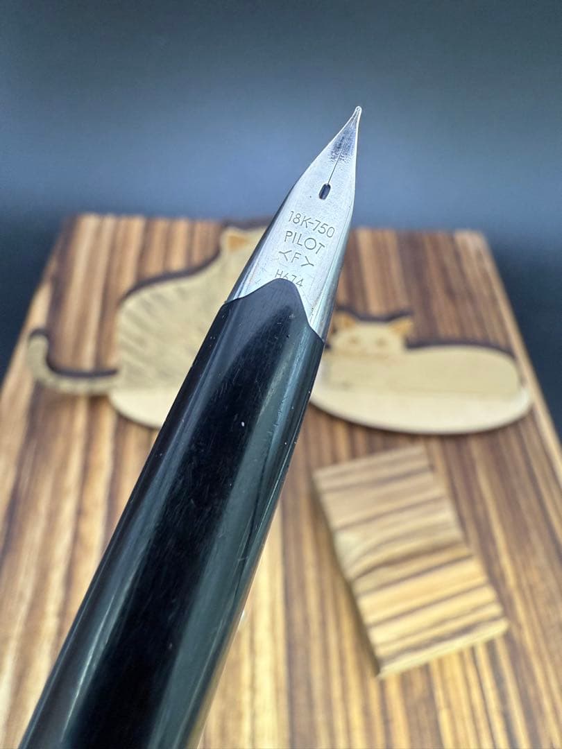 Pilot 万年筆 エリート 蝕刻キャップ 18K F