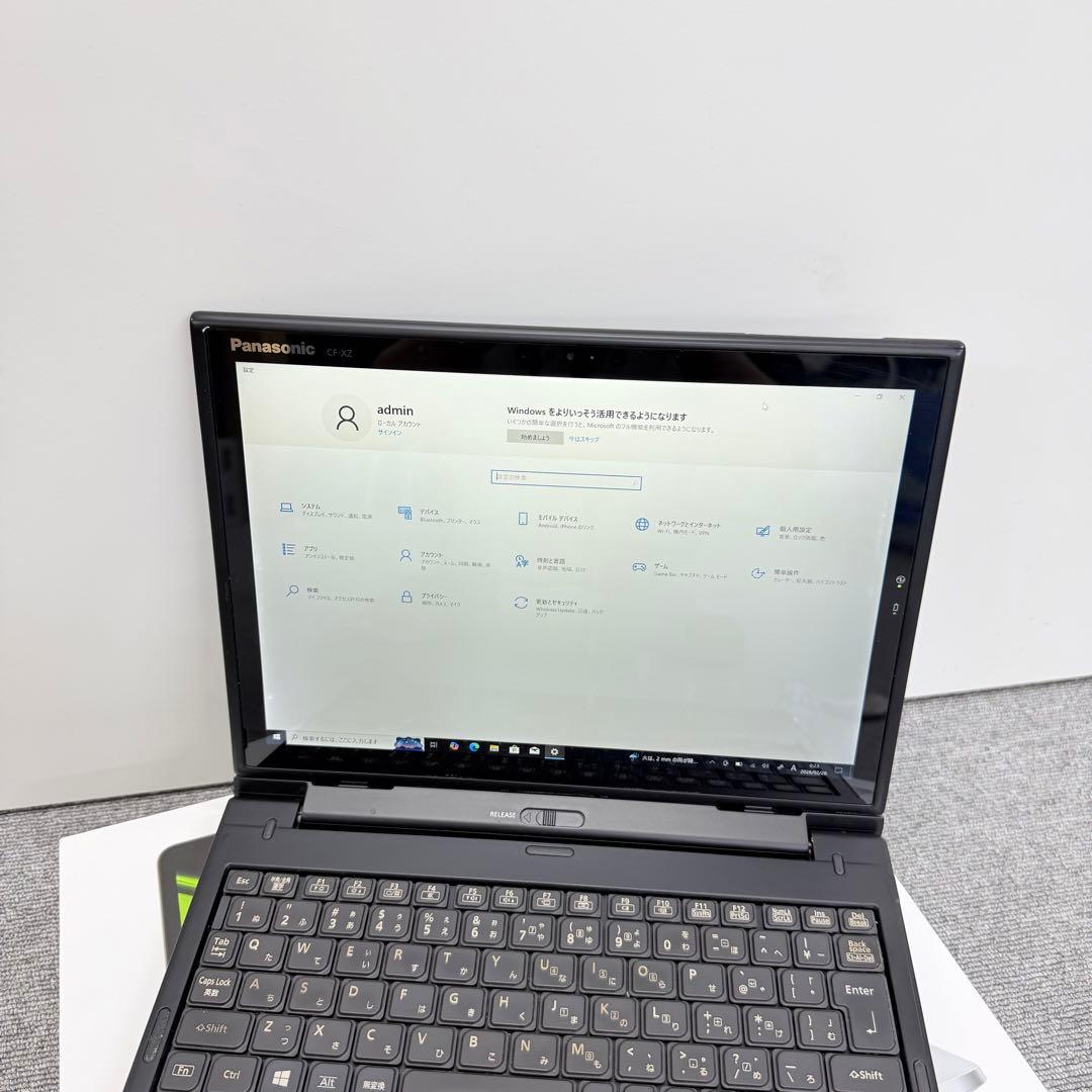 Panasonic CF-XZ6 LTE対応 Core I5/8GB/256GB