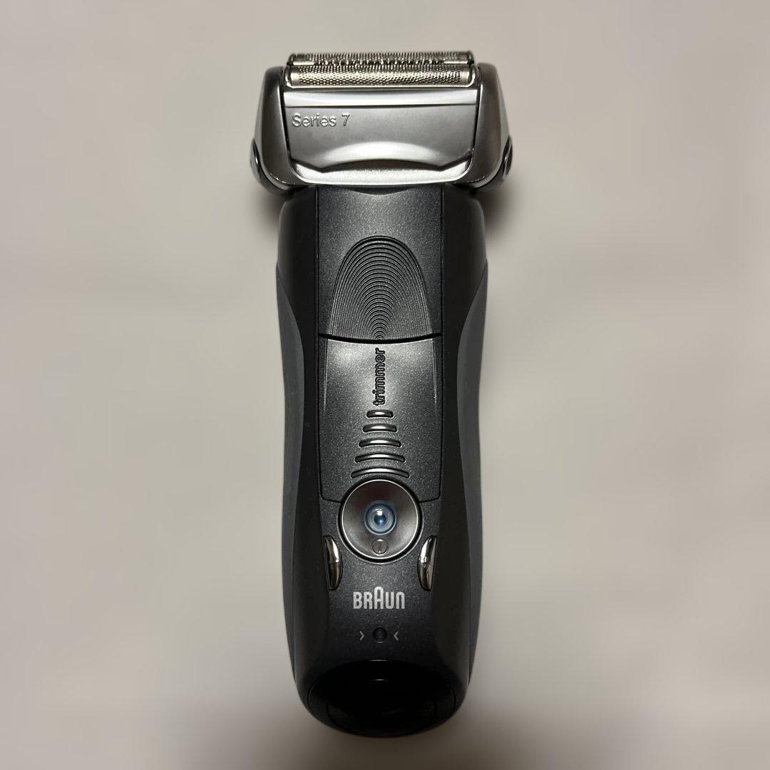 BRAUN Series 7 750cc-7 本体のみ 洗浄器なし