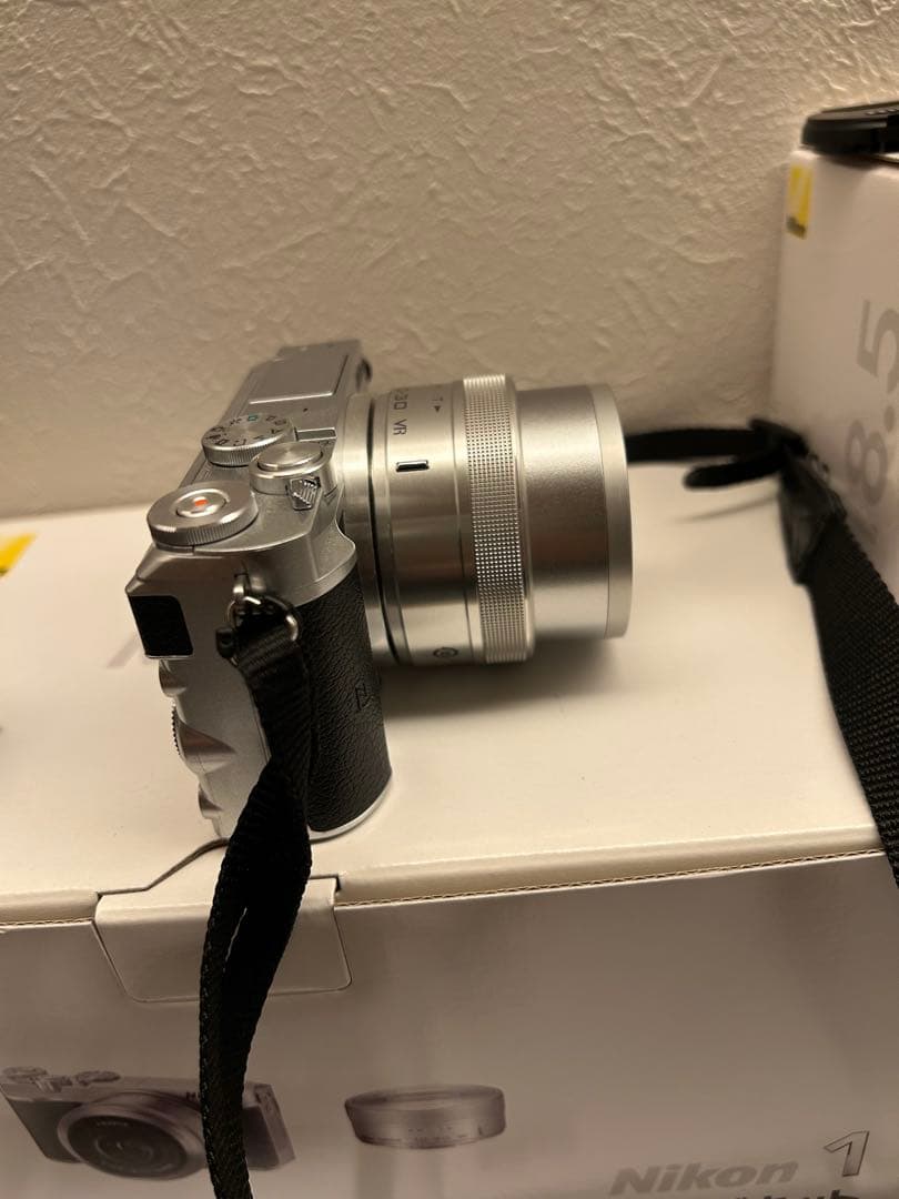極美品　Nicon1J5 ダブルレンズキットその他一式