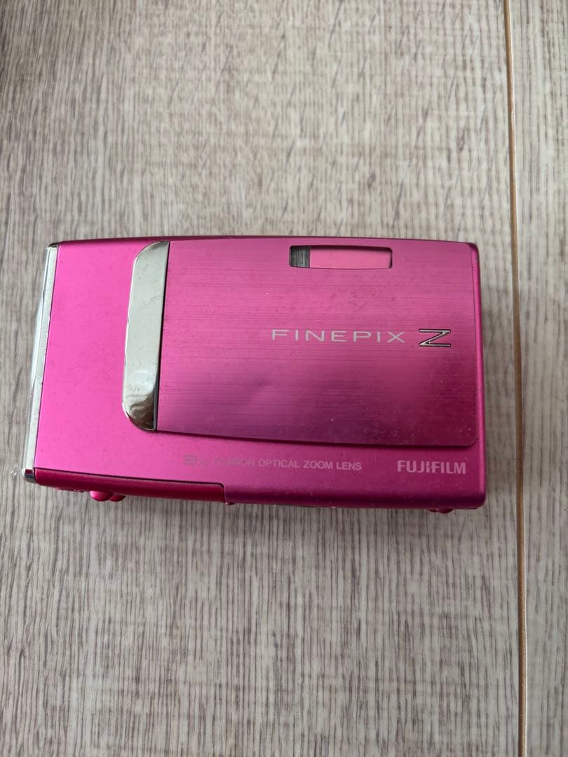 デジタルカメラ FUJIFILM fine pix z10fd